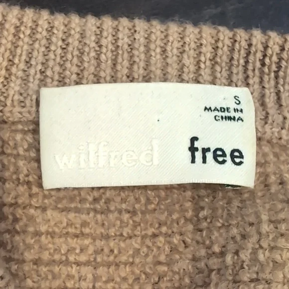 Wilfred Free Aritzia Lolan Cropped Sweater 100% Merino Wool Tan Womens Small - Picture 9 of 13